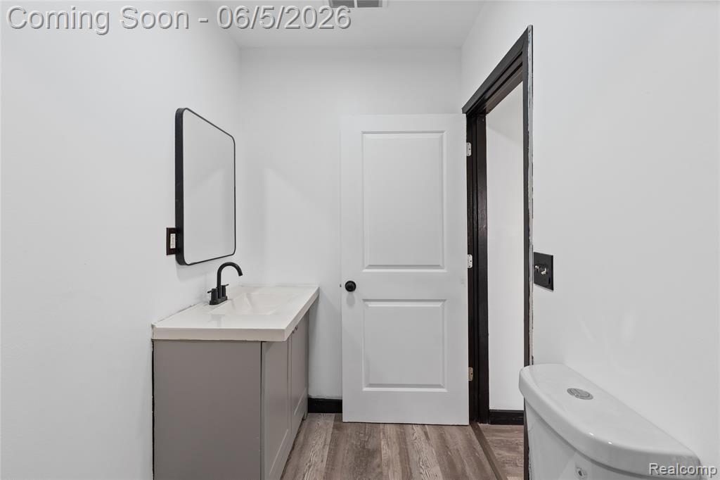 8053 Leadley Avenue, Mount Morris, MI 48458 — Photo 15