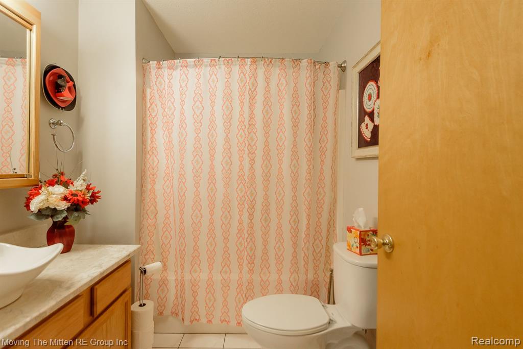 45912 PURPLE SAGE, Belleville, MI 48111 — Photo 20