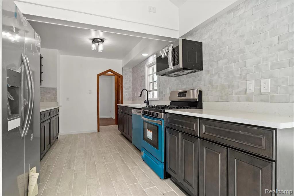 460 N Franklin Street, Dearborn, MI 48128 — Photo 8