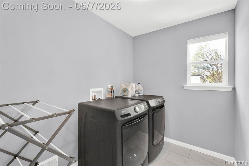 23785 Davey Avenue, Hazel Park, MI 48030 — Photo 31