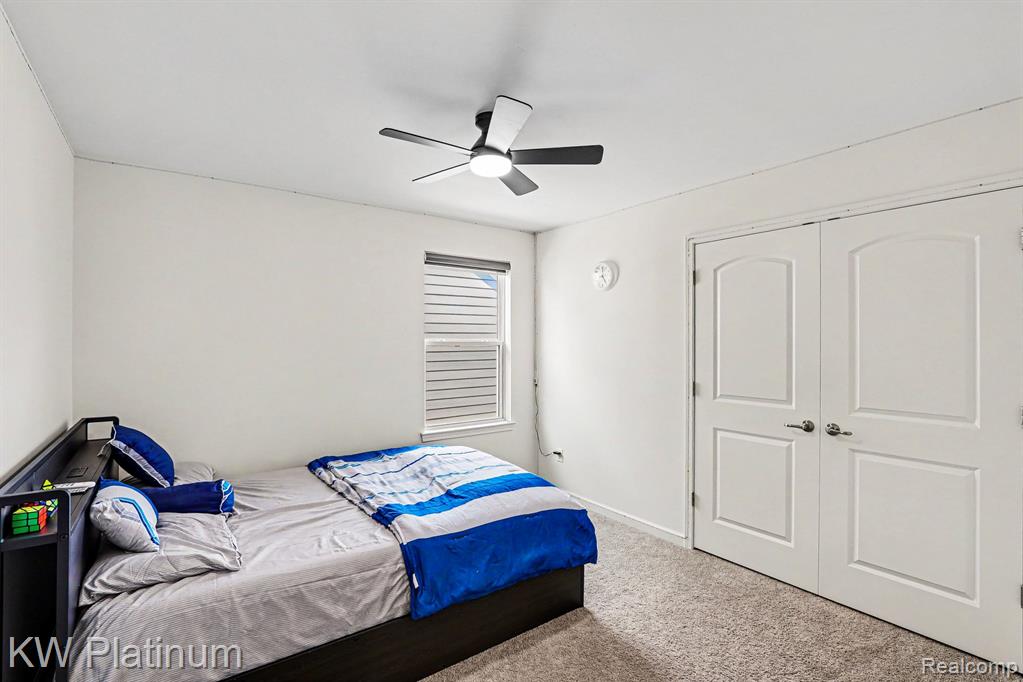 4918 Knollwood Drive, Troy, MI 48085 — Photo 17