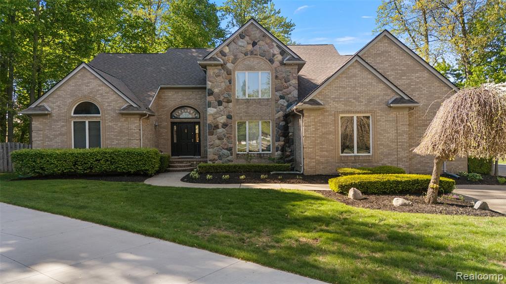 17840 Christine Boulevard N, Clinton Twp, MI 48038 — Photo 2