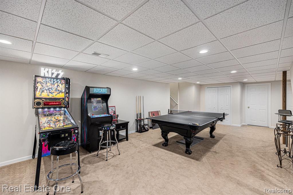 562 SPRINGVIEW Drive, Rochester, MI 48307 — Photo 32