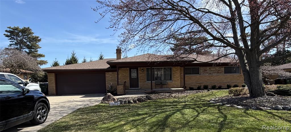 53162 Briar Drive, Shelby Twp, MI 48316 — front exterior