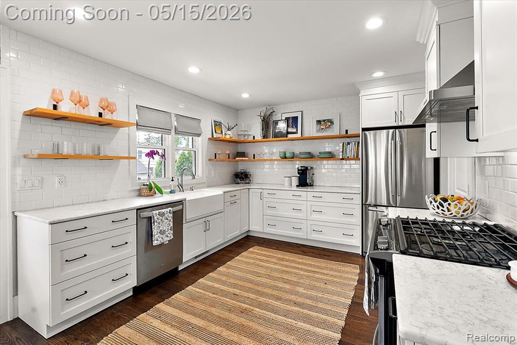 516 Woodcrest Drive, Royal Oak, MI 48067 — Photo 8