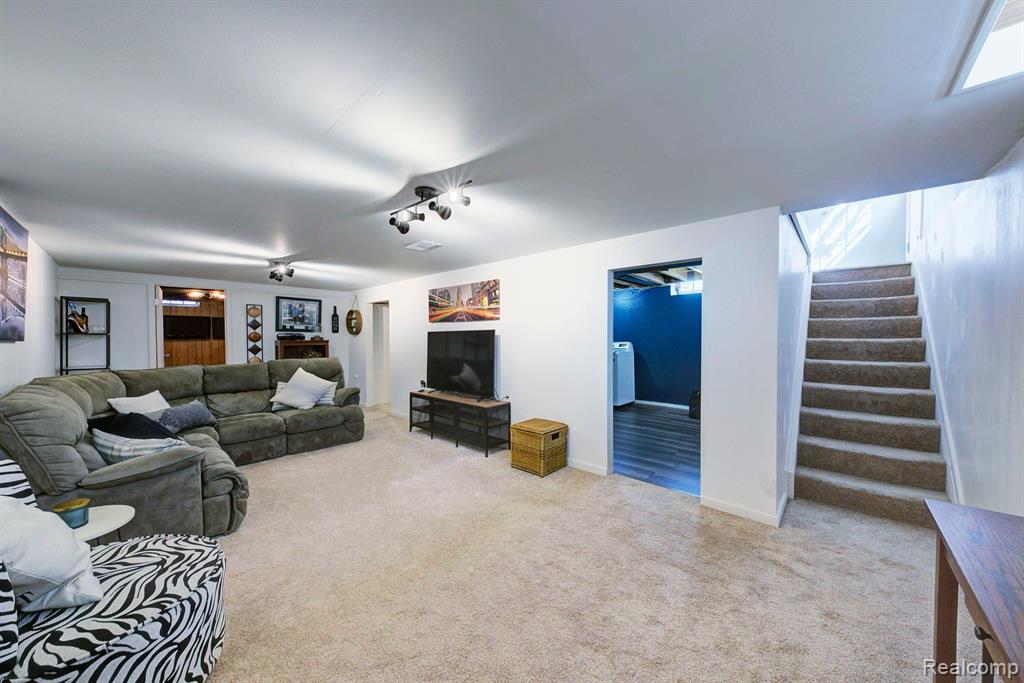 42208 HAYES Street, Belleville, MI 48111 — Photo 3