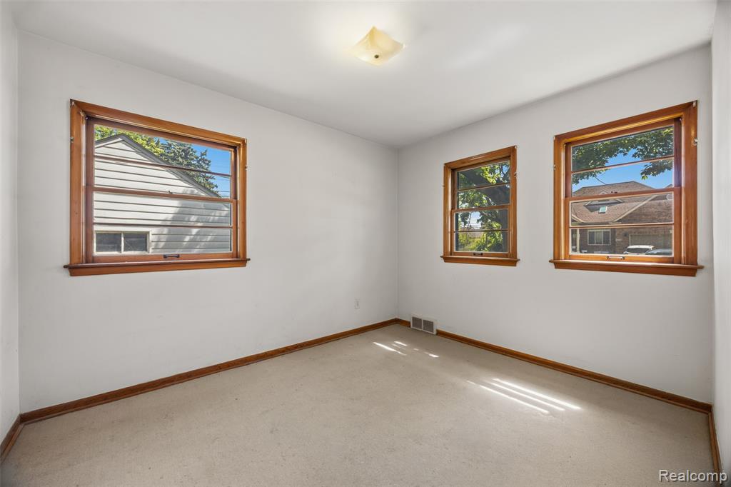5041 Payne Avenue, Dearborn, MI 48126 — Photo 21