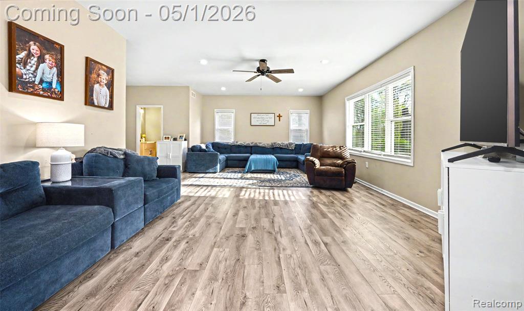 1721 ALMA Avenue, Waterford, MI 48327 — Photo 8