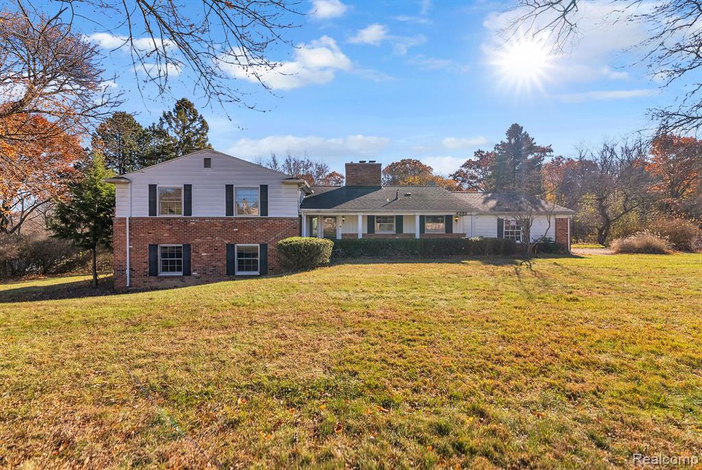 4265 Pine Tree Trail, Bloomfield Hills, MI 48302 — Photo 2
