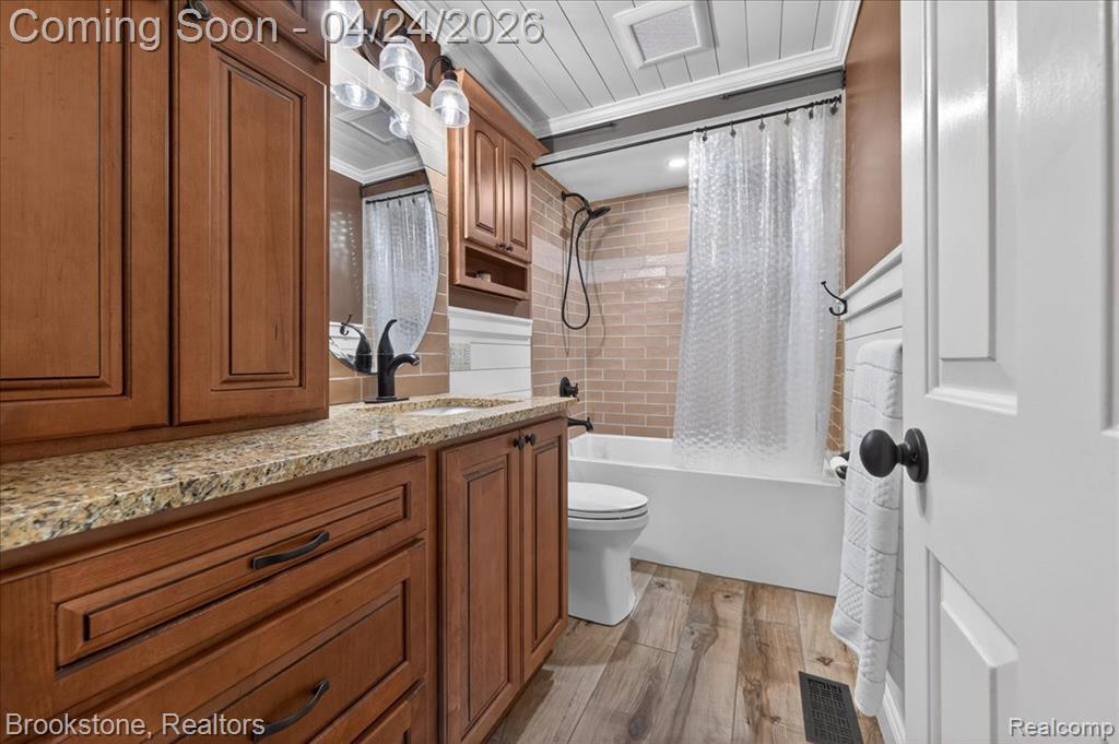 3426 KINGSWAY, Highland, MI 48356 — Photo 34