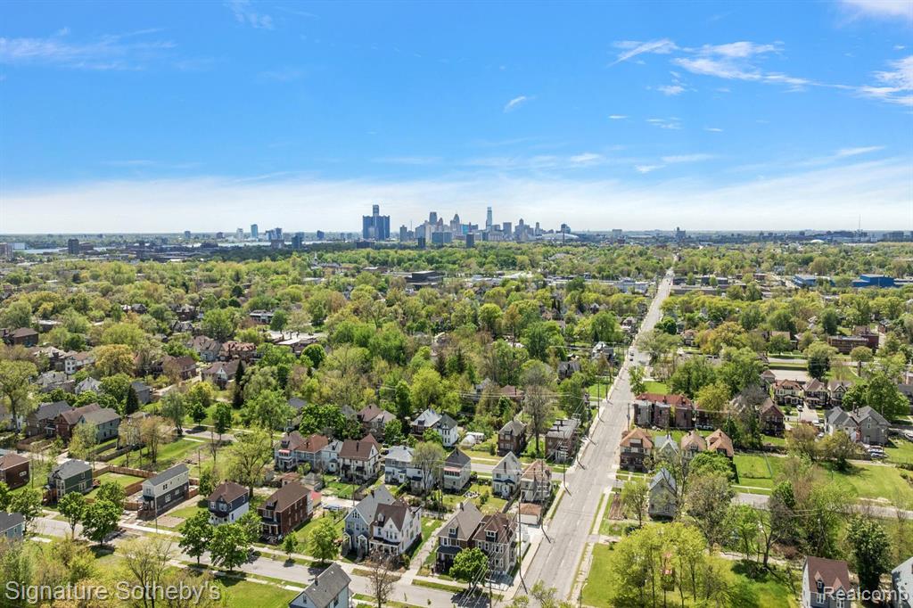 2571 Townsend Street, Detroit, MI 48214 — Photo 34