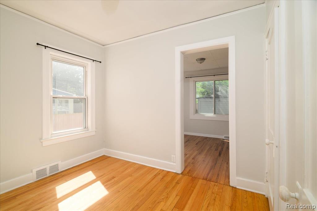 967 Alberta Street, Ferndale, MI 48220 — Photo 11
