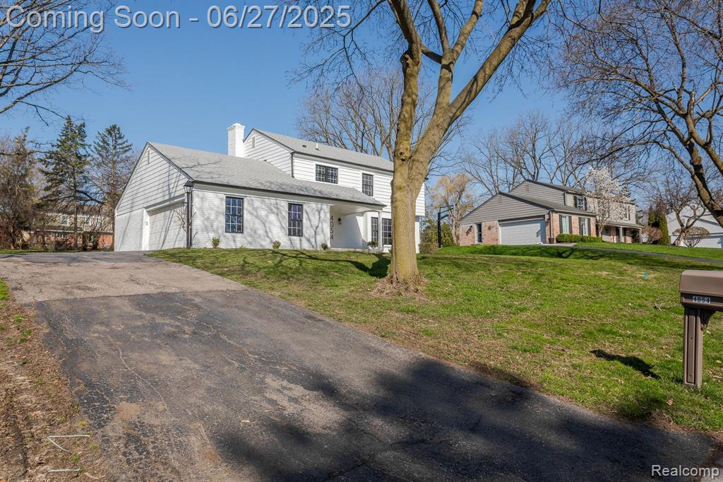 4054 ANTIQUE Lane, Bloomfield Hills, MI 48302 — Photo 36
