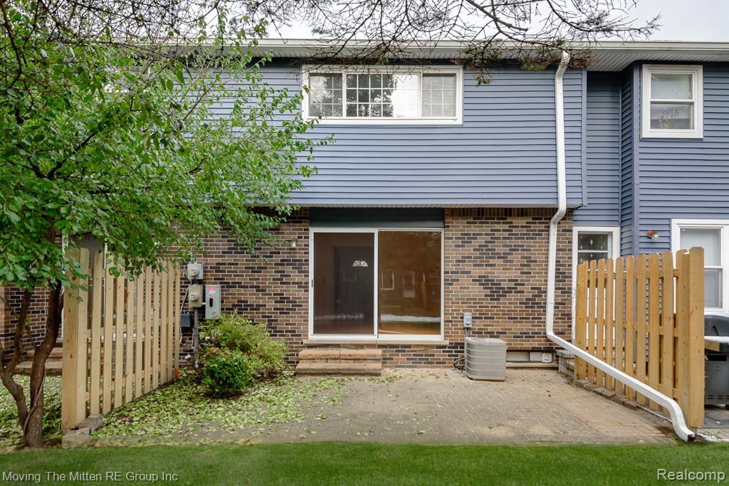 2748 Page Avenue, Ann Arbor, MI 48104 — Photo 29