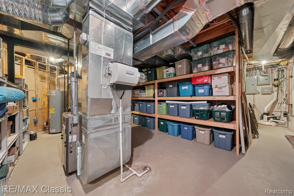 47595 Greenwich Drive, Novi, MI — Photo 47