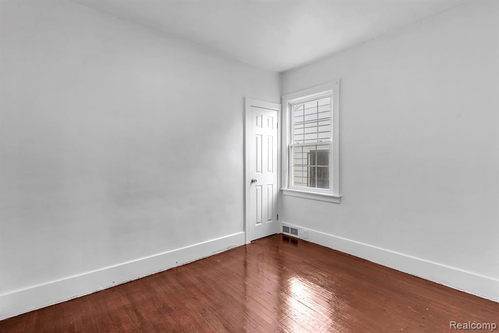 5159 RENVILLE Street, Detroit, MI 48210 — Photo 11