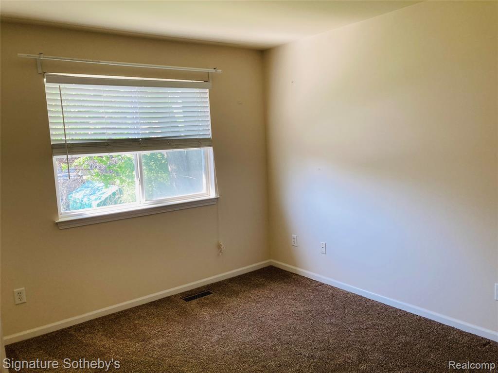 1070 Arthur Drive, Troy, MI 48083 — Photo 23