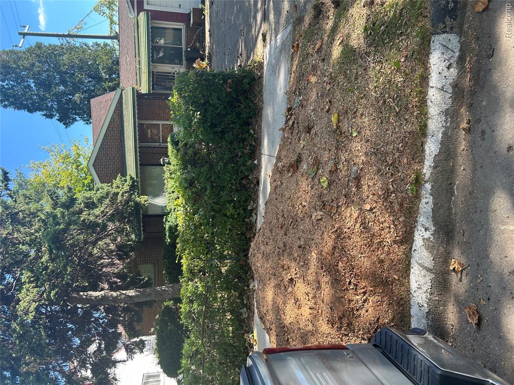 1471 S Deacon Street, Detroit, MI 48217