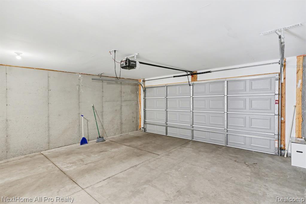 3827 Zaharas Lane, 26, Okemos, MI 48864 — Photo 23