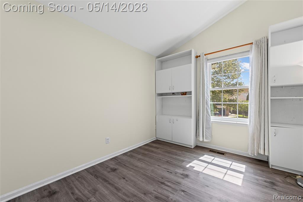 3072 TALON Circle, Orion, MI — Photo 23