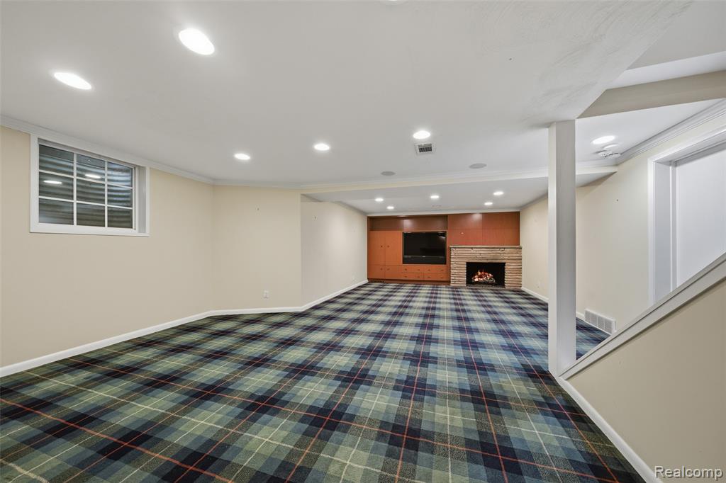 1019 N Cranbrook Road, Bloomfield, MI 48301 — Photo 31