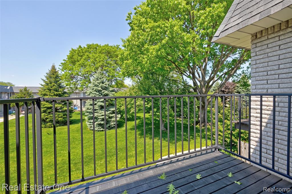 4456 15 Mile Road, Sterling Heights, MI 48310 — Photo 18