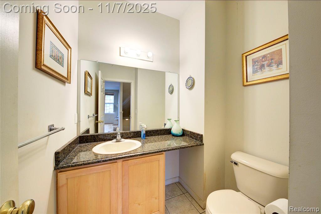 56642 Sunset Drive, Shelby Twp, MI 48316 — Photo 8