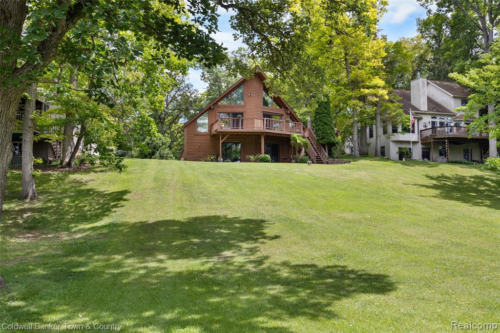 4583 Cornwell Lane, Whitmore Lake, MI 48189 — Photo 6