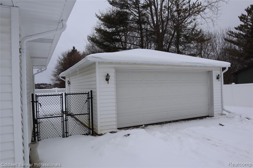 1279 Westbrooke Drive, Lapeer, MI 48446 — Photo 4