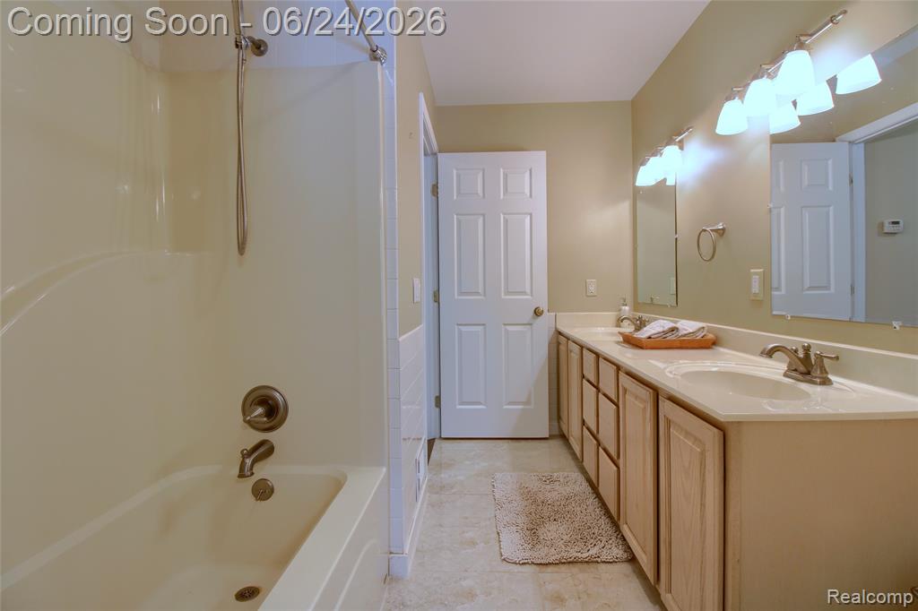 24487 Dugan Drive, New Boston, MI 48164 — Photo 27