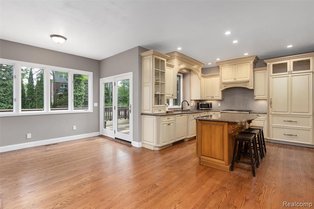 8035 High Point Trail, White Lake, MI — Photo 14