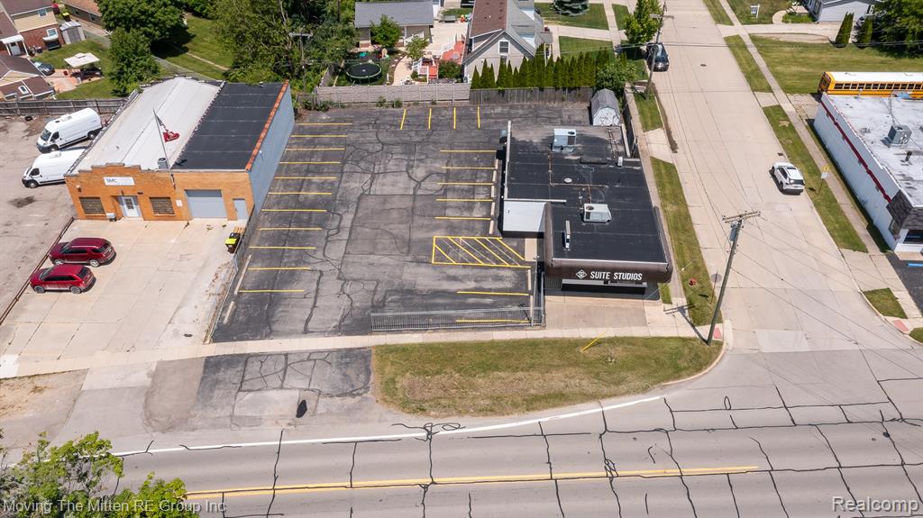 573 E Huron River Drive, Belleville, MI 48111 — Photo 48