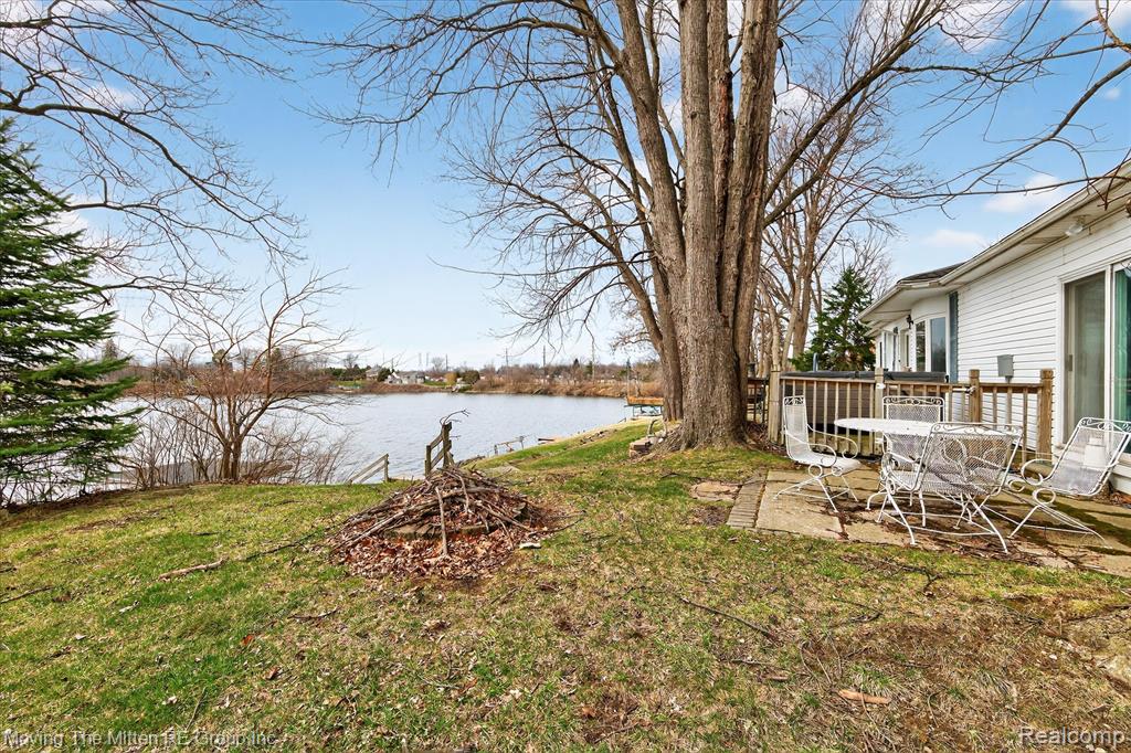 41529 S Interstate 94 Service Drive, Van Buren, MI 48111 — Photo 34