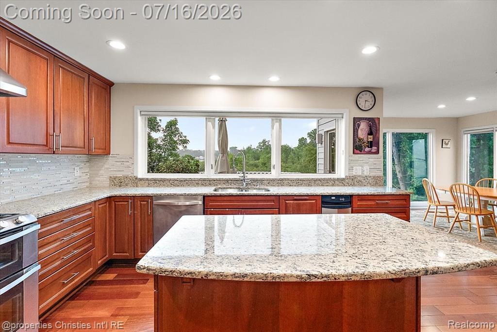 4948 Champlain Circle, West Bloomfield, MI 48323 — Photo 18