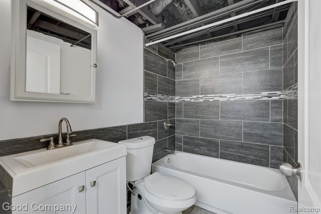 120 Seward Street, Detroit, MI 48202 — Photo 17