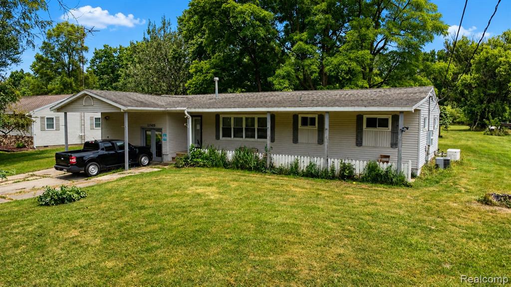 11505 E Mount Morris Road, Davison, MI 48423