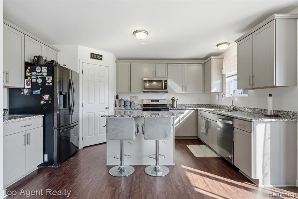 58286 Salt River Court, New Haven, MI 48048 — Photo 8