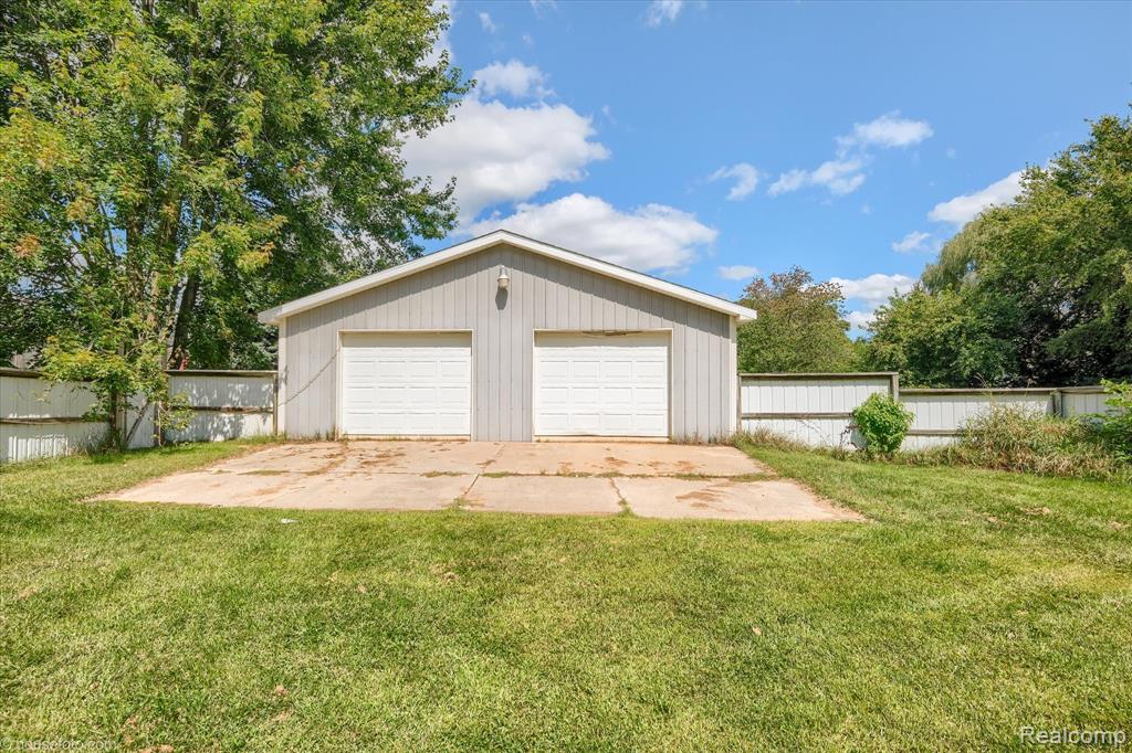 6570 Hunters Creek Road, Imlay City, MI 48444 — Photo 39