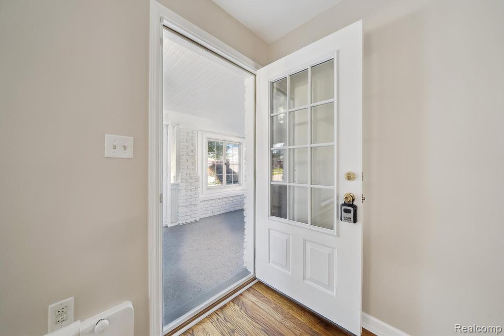 30808 Sheridan Street, Garden City, MI — Photo 5