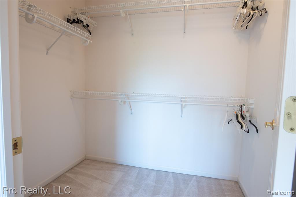 4233 Holly Lane, Rochester, MI 48306 — Photo 27
