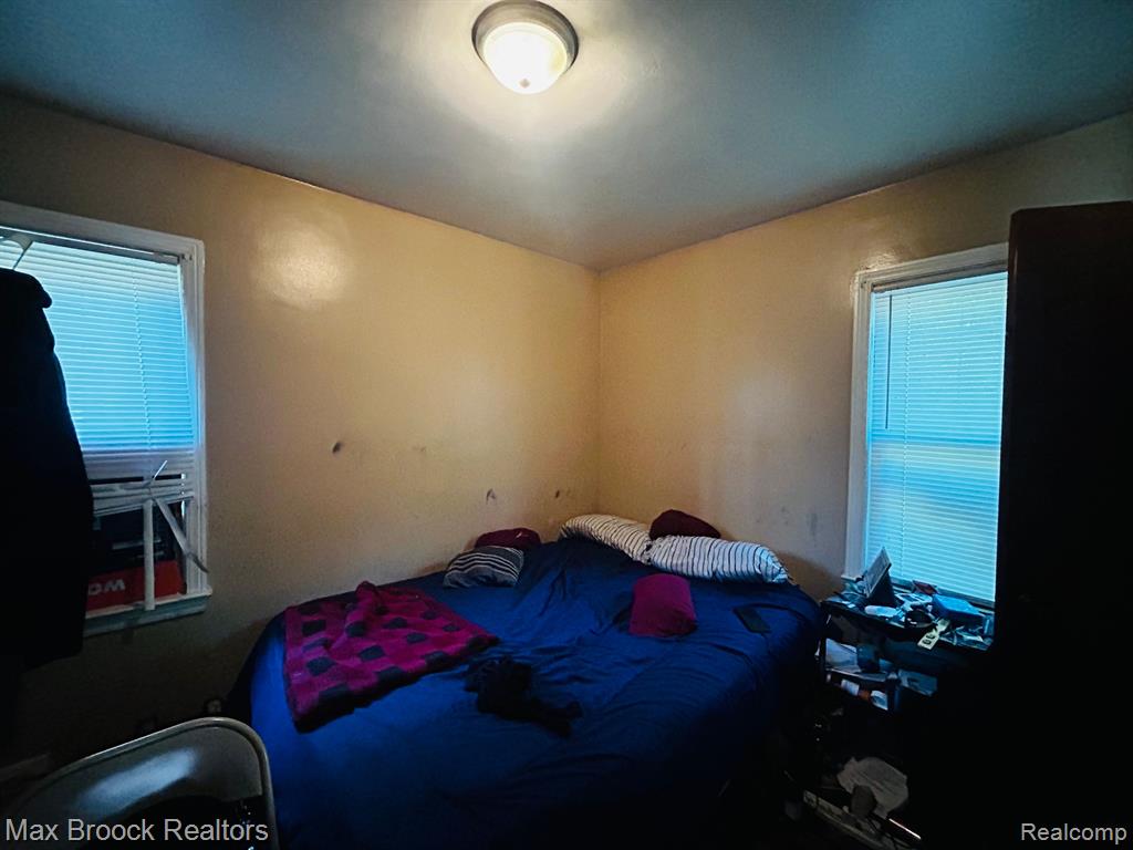 11329 MINOCK Street, Detroit, MI 48228 — Photo 12