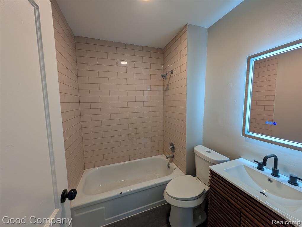 11523 Fleming Street, Hamtramck, MI 48212 — Photo 8