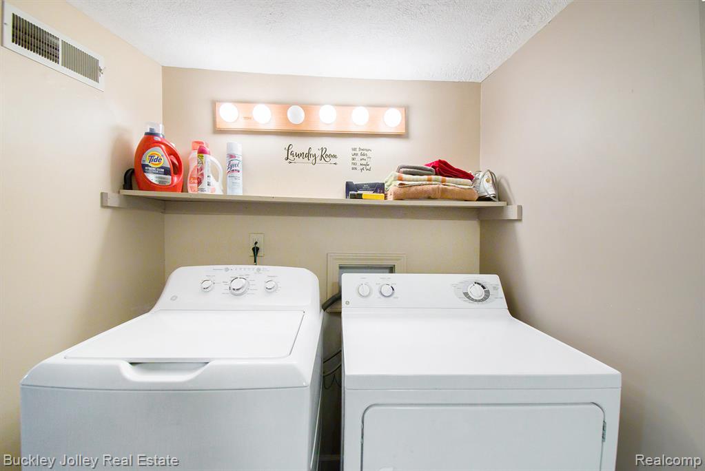 650 McCauley Street, Williamston, MI 48895 — Photo 14