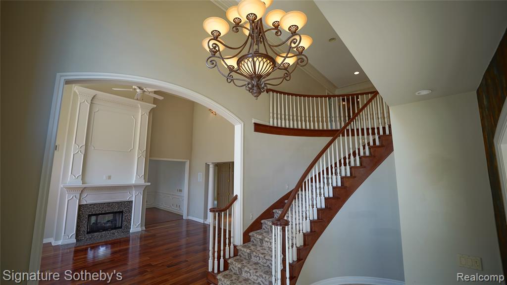 6608 ENCLAVE Drive, Clarkston, MI 48348 — Photo 5