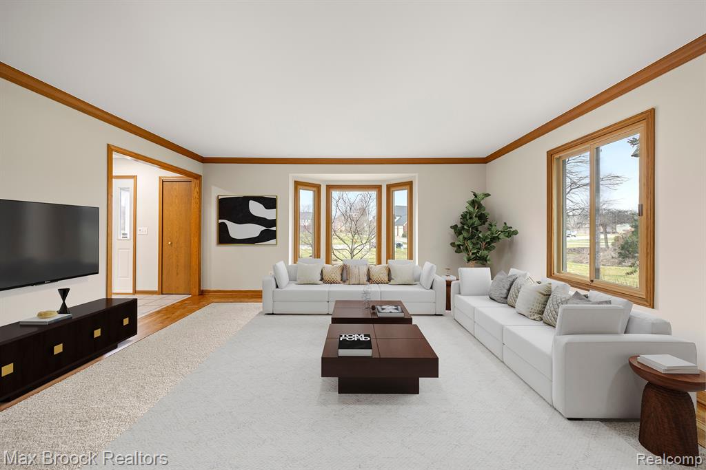 4070 GREENBRIAR Court, Rochester, MI 48306 — Photo 9
