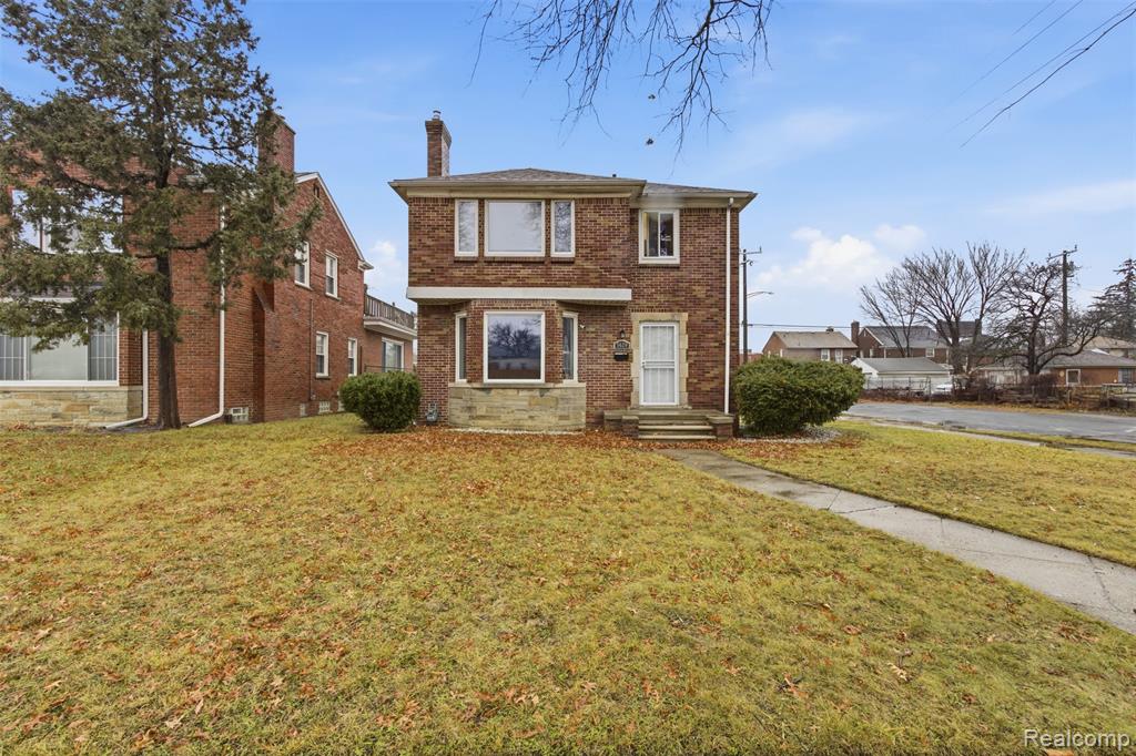 5620 W Outer Drive, Detroit, MI 48235 — front exterior