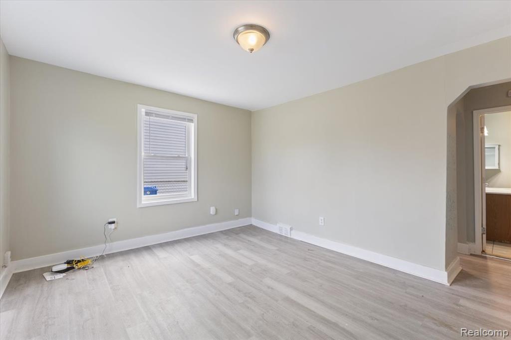 6808 Fisher Avenue, Warren, MI 48091 — Photo 2