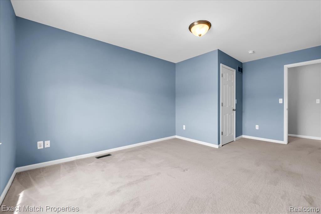 971 Sloane Court, 4, White Lake, MI — Photo 40