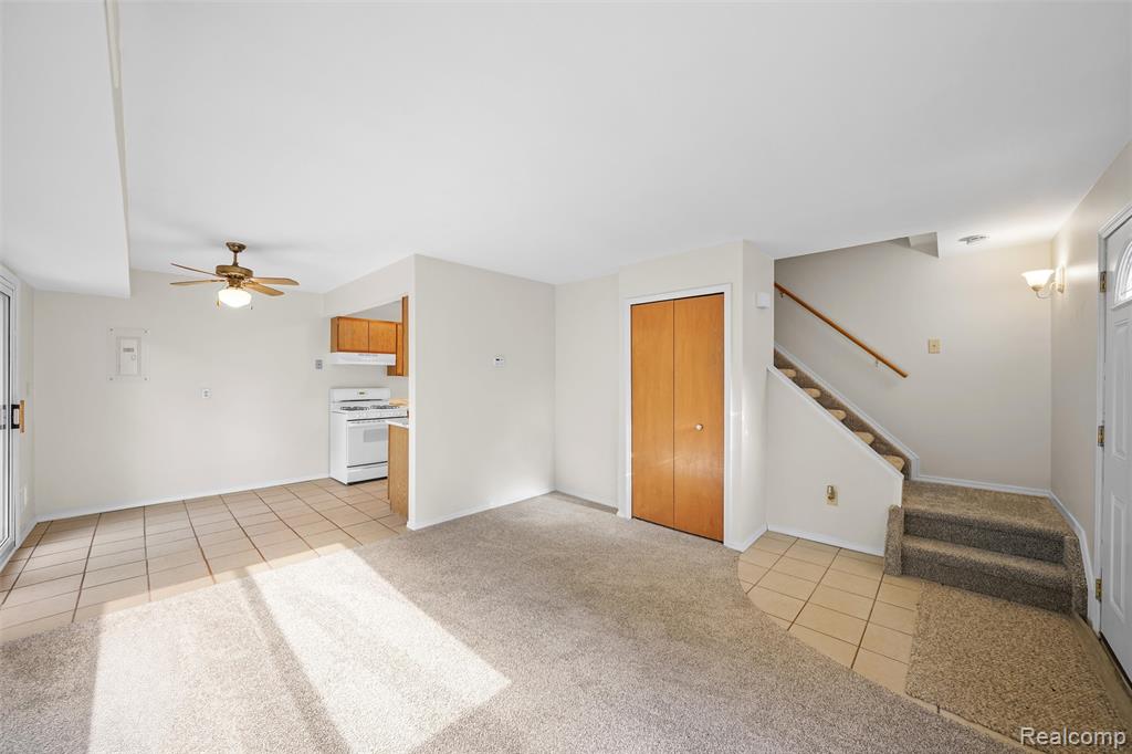 41257 S Woodbury Green Drive, Belleville, MI 48111 — Photo 6
