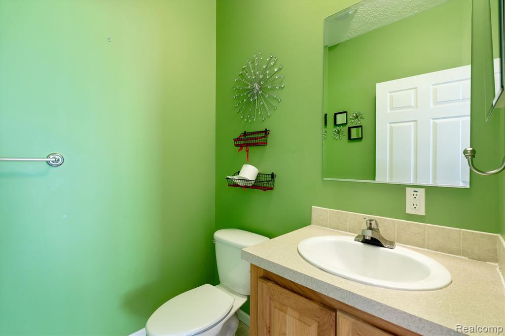 7075 Kings Way, Flushing, MI 48433 — Photo 23